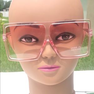 NWT- Light Pink Oscersized sunglasses